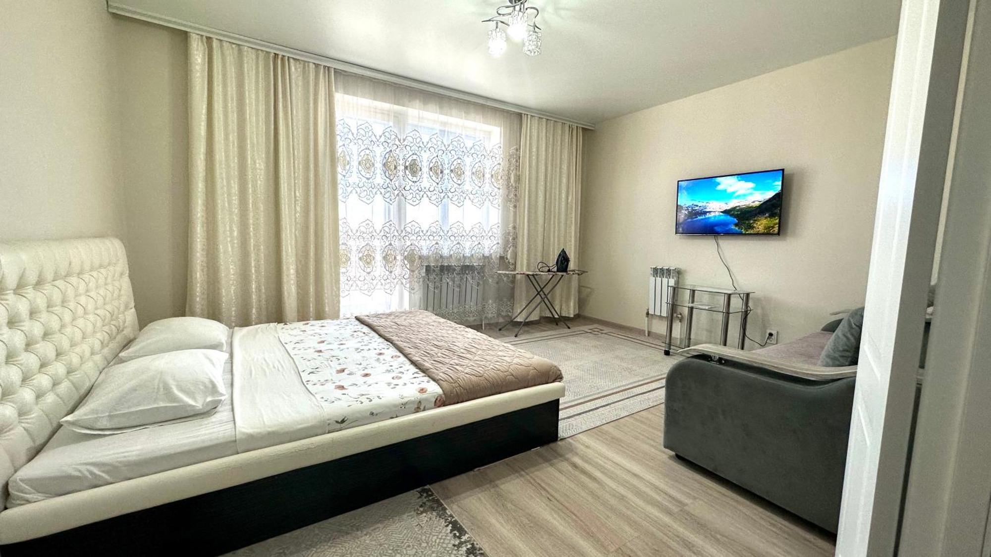 Ustʼ-Kamenogorsk 1 Комнатная Драмтеатр 1Bedroom Apartment מראה חיצוני תמונה